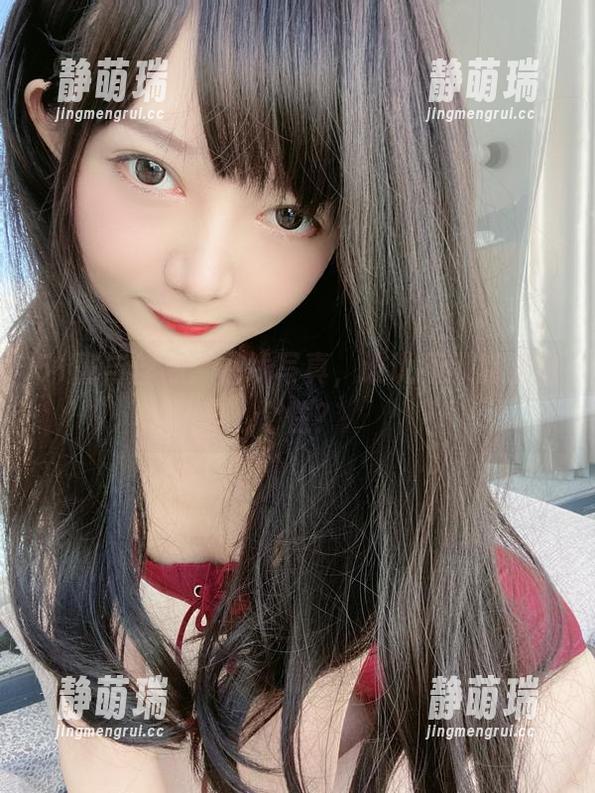 51酱与丝袜：在线写真，谁说不可以穿出个性？