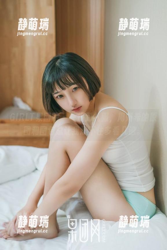 GIRLT果团网 - 一提到礼服，周妍希的原图和图包总让我忍不住多看几遍。