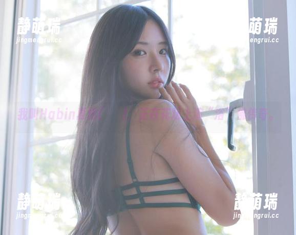 我叫Habin夏彬(하빈)，正在花坛上演“浴”佛传奇。