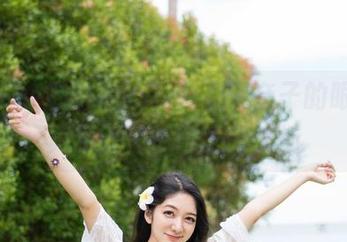 MiStar魅妍社 – 写真里萌奈子的眼镜，竟然有种不得了的气场