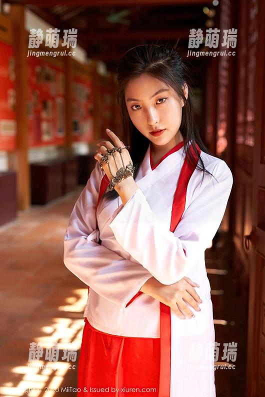 MiiTao蜜桃社 - 珍妮Jeane还敢再清凉一点吗？网盘里的夏日片段合集