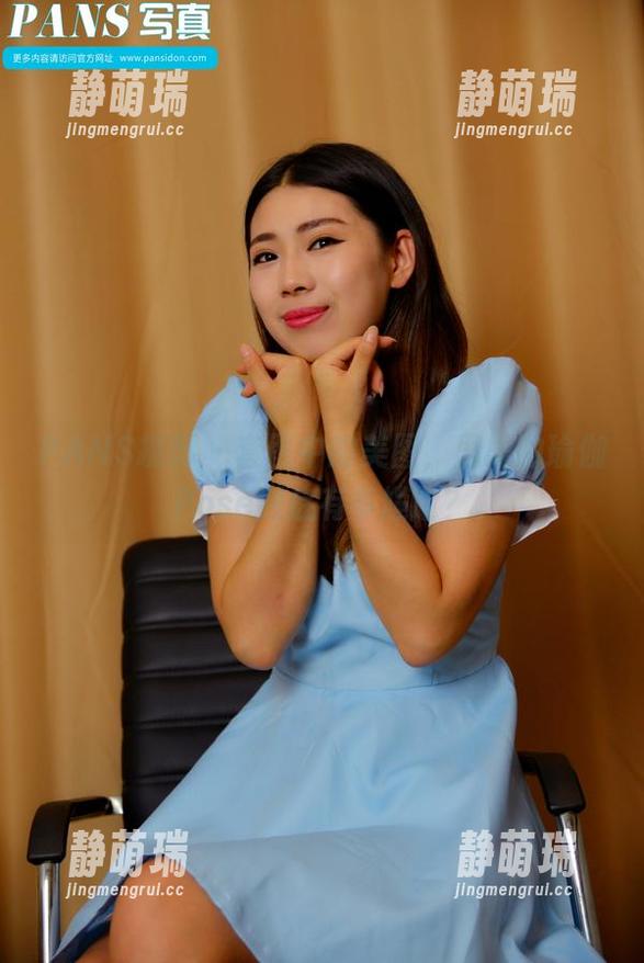 PANS摄影 - 套图中的美图，思思的瑜伽Pose到底有多尴尬？