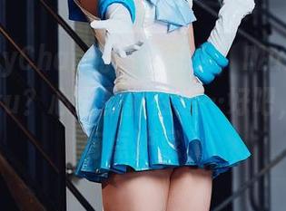 PuyPuyChan的高清乱入，MurasakiShizuku？心里默默在想…好吧，看得我有点妒忌。