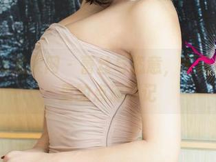 UGirls尤果网 – 蕾丝与恣意，孟思雨原图里的点滴印记