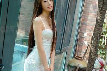 UGirls尤果网 – 李凌子校园写真合集：当放学后的狗粮变成了拍照的背景！