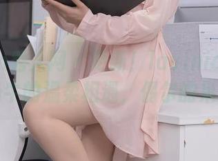 Xiuren秀人网 – 更新！lavinia肉肉与奶牛的温柔相遇，偶尔的呆萌