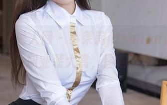Xiuren秀人网 – 小茉莉jasmine最新“无圣光”职业装大赏，图包不容小觑。