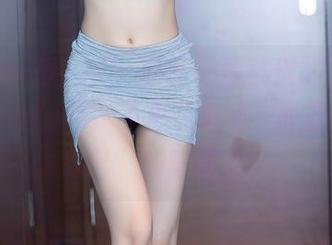 Xiuren秀人网 – 原图一看就很明显，徐莉芝Booty根本不是在运动，而是在“造自己”的弯路上。