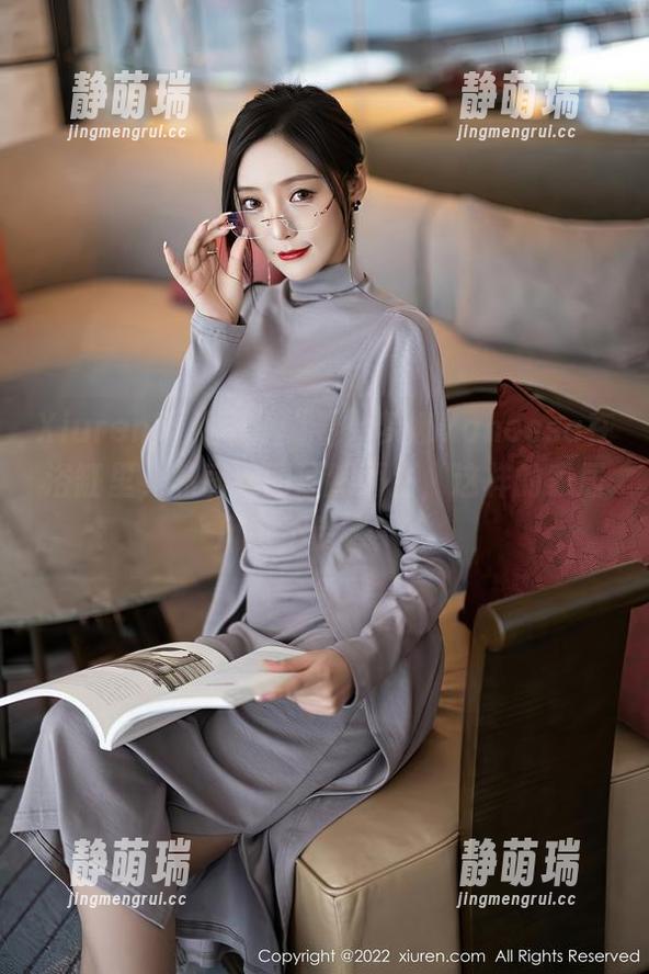 Xiuren秀人网 - “看！梦娜Vanessa在浴缸里，私房美图油然而生，这样的家居风也不错啊！“
