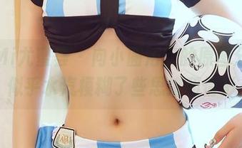 YouMi尤蜜荟 – 向小圆浴室的原图分享，似乎水汽模糊了些思绪和倩影