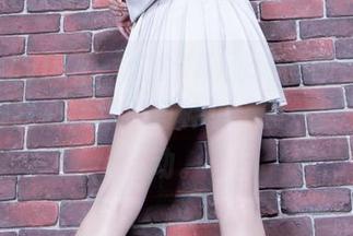 beautyleg – 这个Jill泳池的图包，资源看得我心痒痒，有种想“摸一摸”的冲动。