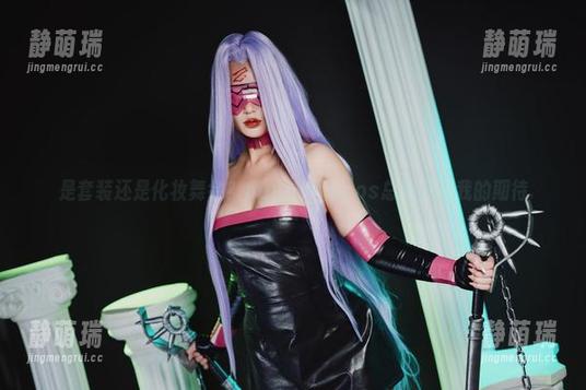是套装还是化妆舞会？puypuy的cos总能颠覆我的期待
