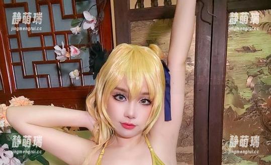 从厨房到摄影棚：七七娜娜子的厨娘cos真的是太酷了！