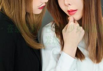 丽柜 – 在线慢游：白云的少女姿态等你来发现