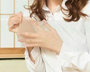 丽柜 – 高清图库里的肖肖棉袜，视线追踪，一次看个够！