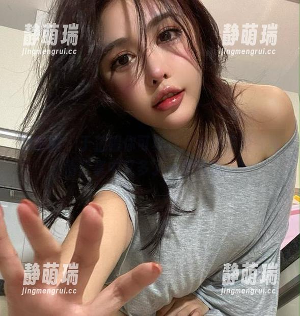 微密圈 - 于芷晴你可真行，女仆主题在高清分享中又多了一层风味。