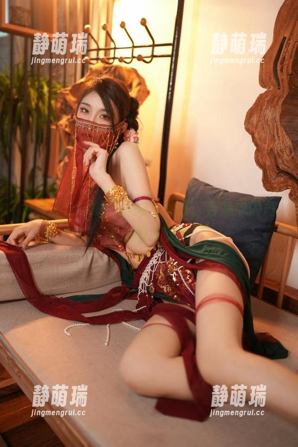 余多多Dudu“厨娘”私房，合集中的气氛微妙又无奈