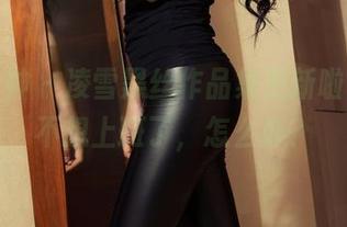 克拉女神 – 凌雪黑丝作品集更新啦，有点不想上班了，怎么办？