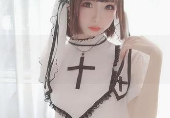 十万珍吱伏特的白桃乌龙奶茶Cos：喝了之后手指都在跳舞！