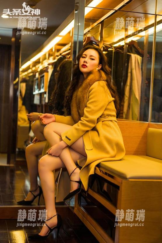 头条女神 - 刘瑾希最新叭！眉飞色舞，眉毛是如何嗨翻全场的
