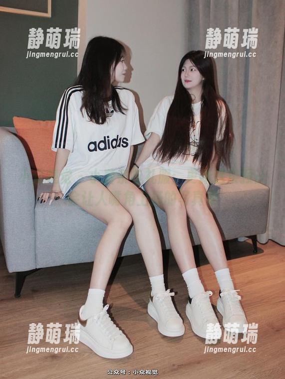 小众视觉 - 小薯条与礼服：更新这条预计会让人嘴角上扬的写真集