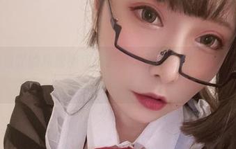 小泉学姐吖的私房图包：护士装，真的是忙碌与可爱的完美结合！