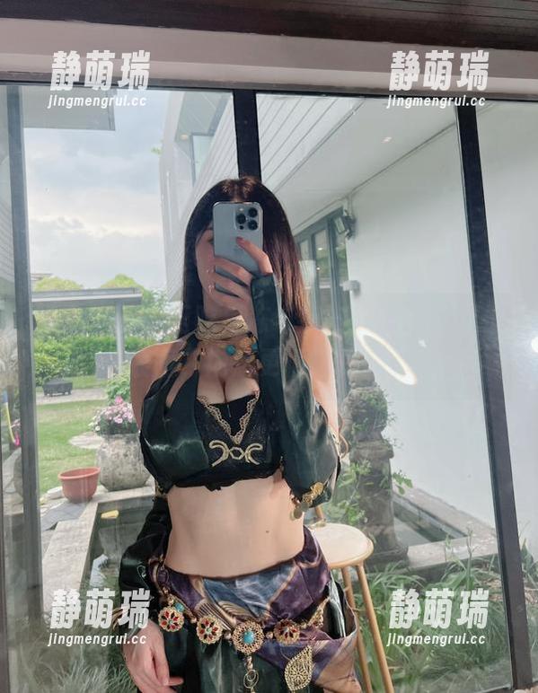 微密圈 - 小玉吃果冻与旗袍，美图不过是表面，内涵更值得捣鼓。
