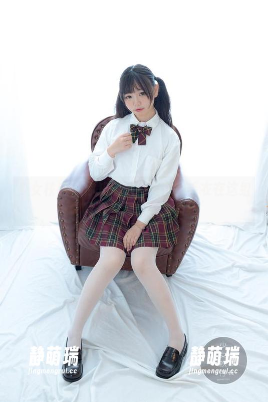 少女秩序 - 你知道吗？鹿可的毛衣在这组写真中真的是主角