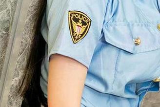 尤果网爱尤物 – 那条红裙：萌琪琪与她的高清图库冒险