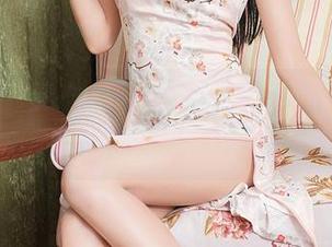 尤蜜荟 – 梦心月和她的夏日写真，被无圣光真实包围