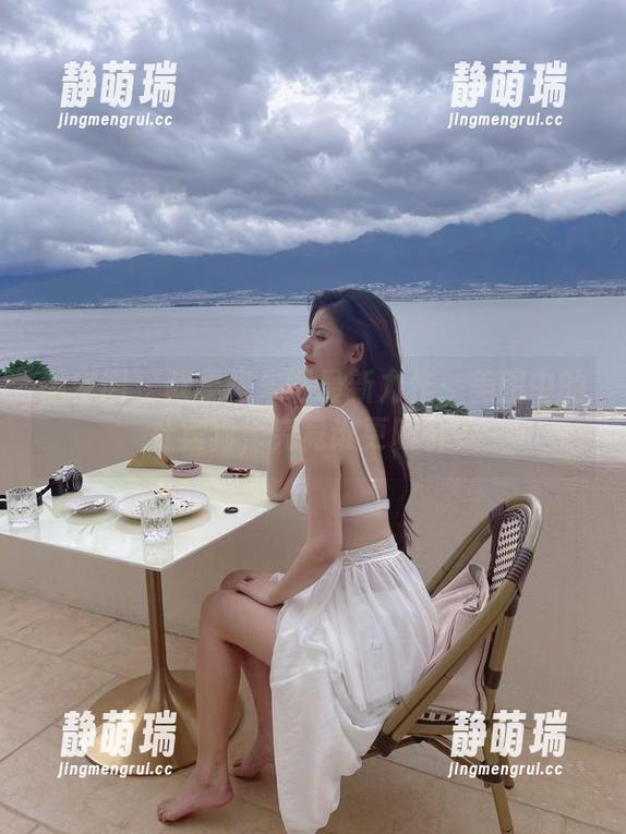 微密圈 - 就是阿朱啊最新力作：美图中的杜宾狗，究竟谁更吸引？