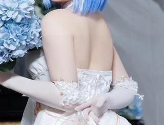 美图炸了！屿鱼yukako化身兔女郎，蔚蓝档案竟然是这样拍的？