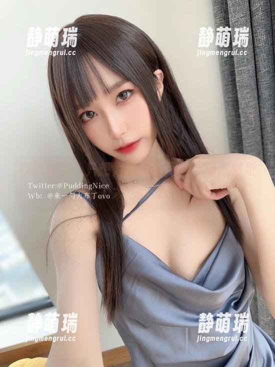 在原图中，只想为这双马尾留个动态壁纸，布丁大法我服气了。