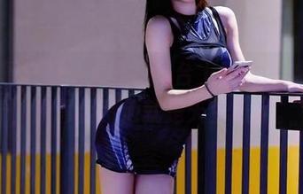 微密圈 – 徐珺大哥在天台上表现优越，咳，原图显示他就是天生赢家。