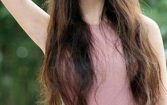 推女郎 – 在王馨瑶的JK套图前，我发现自己有点资深“围观者”的潜质，真是觉得这片风景太有意思了。