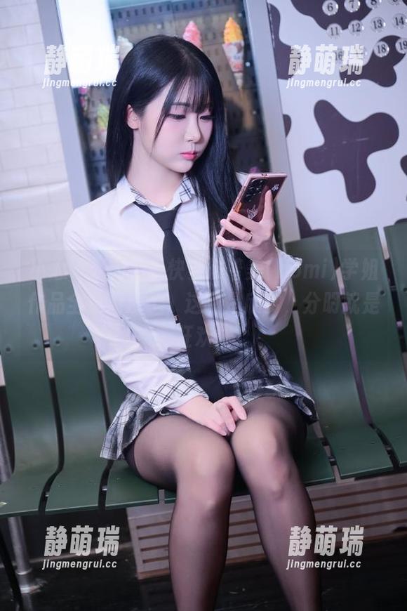 小心，我的手机快要被普美(bomi)学姐作品全集淹没了，这哪是欣赏，分明就是狂欢！