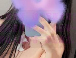 微密圈 – 说实话，这组写真太吸引人了，沈汝凡超哇塞化身女孩，她的每一帧都有种让人想多看一眼的魔力。