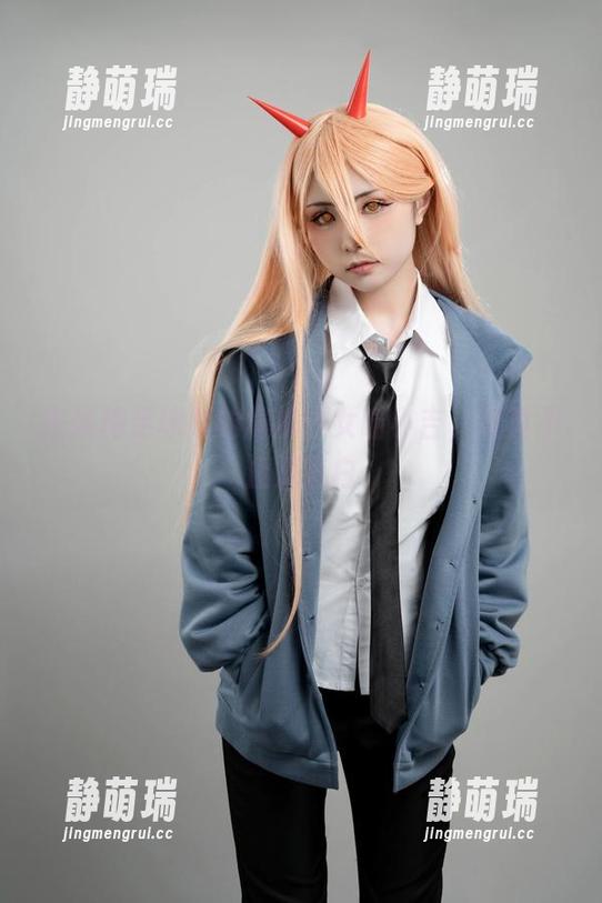 米高梅足球队的爆机少女喵小吉，写真不止是直白