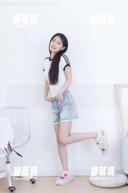 物恋传媒 - 小晴的运动少女写真集，下载前请准备好你的眼睛！