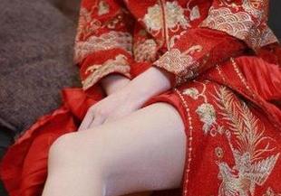 微密圈 – 在线：白龙猫女的珠光袜—我只想问，这袜子该不该变成蓝色小龙猫形象？