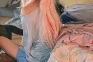神沢永莉的瑜伽美图——看她怎么优雅地摔倒…摄影不容易哦！