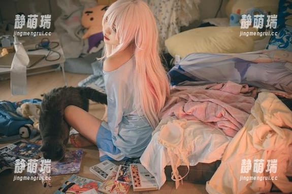 神沢永莉的瑜伽美图——看她怎么优雅地摔倒…摄影不容易哦！