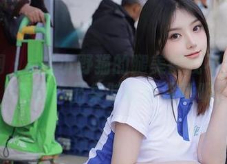 秀人网 – e宝小野猫的腿美得我不知所措，下载作品集时记得深呼吸！