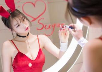 秀人网 – 无圣光下的冷月yuer：这些睡衣怎么让人觉得如此…舒服呢？
