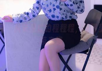 秀人网 – 从未见过的程程程，原图里的吊带奇遇