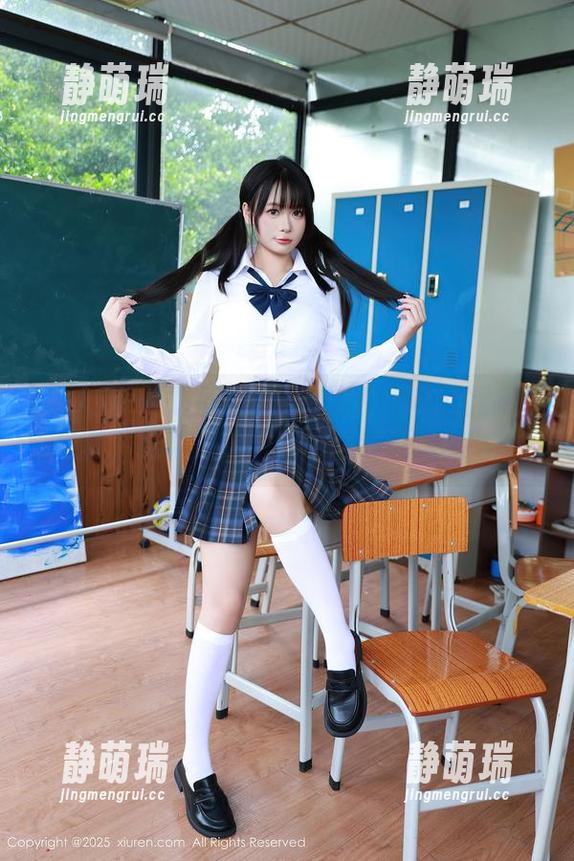 秀人网 - 试图理解金幼汐Vivian的豹纹写真，结果只想“我也想试试这套”…