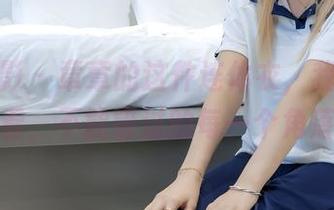 绮梦摄影 – 章章的这件连体衣，我要认真观看，不能错过的每一个角落！