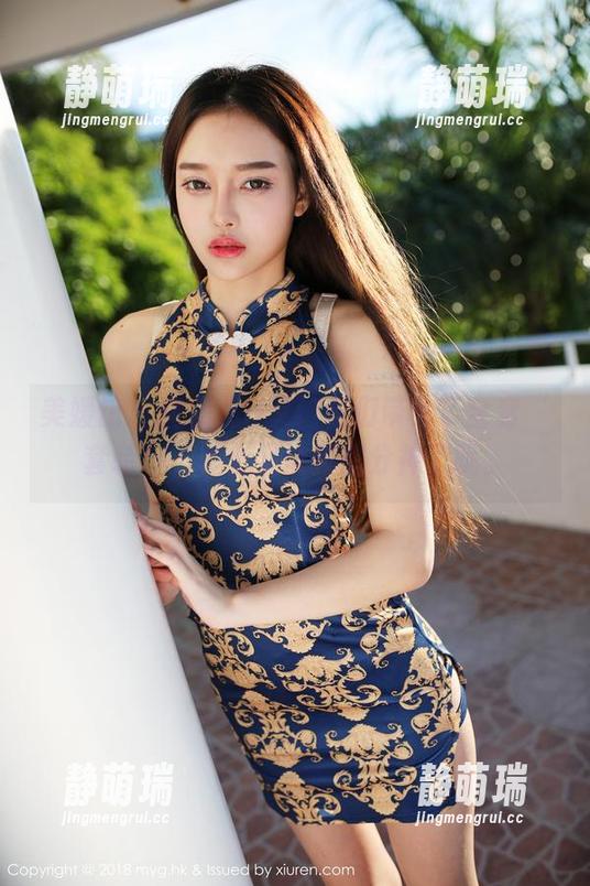 美媛馆-唐琪儿il 美媛馆 - 唐琪儿il又给我们带来了全套“套装”,怎么又让我想分神了呢。
