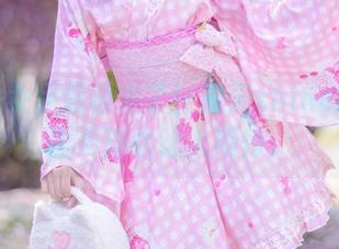 魔法少女伊莉雅来了！羽天shine的新套图更新太让人期待。