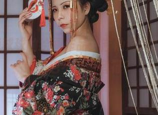 自闭颜球球的绘画作品：吉他妹妹2.0，谁说图包不能有音符？
